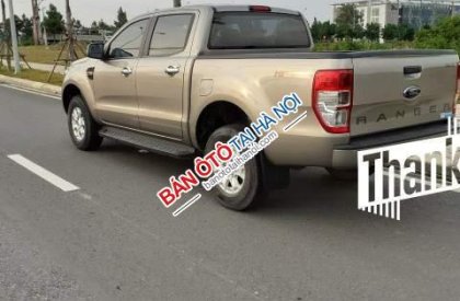 Ford Ranger  MT 2017 - Bán Ford Ranger đời 2017, đăng kí tháng 4 năm 2017, số sàn, máy dầu 2.2