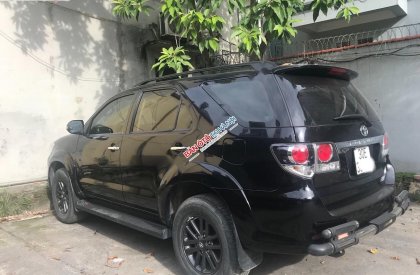 Toyota Fortuner  4x4 AT 2015 - Bán lại xe Toyota Fortuner 4x4 AT đời 2015, màu đen