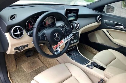 Mercedes-Benz CLA class CLA 200 2017 - Bán Mercedes CLA 200 model 2018, màu trắng, nhập khẩu