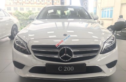 Mercedes-Benz C class C200 2019 - Bán Mercedes- Benz C200 2019, giao ngay giá cực tốt