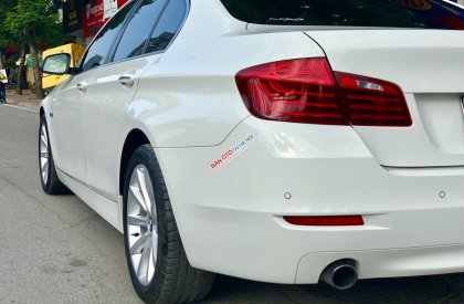 BMW 5 Series 535i   2014 - Bán BMW 535i 3.0L màu trắng/kem sản xuất 2014