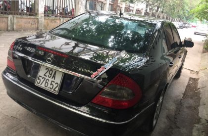 Mercedes-Benz E class E200 2008 - Bán Mercedes E200 sản xuất năm 2008, màu đen xe gia đình, giá chỉ 395 triệu