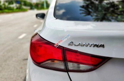 Hyundai Elantra 1.8 AT  2015 - Bán Hyundai Elantra C đời 2015, màu trắng, nhập khẩu, chính chủ 