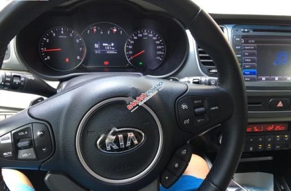 Kia Rondo GAT 2016 - Bán xe Kia Rondo GAT đời 2016, màu trắng