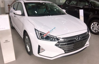 Hyundai Elantra 2019 - Bán xe Hyundai Elantra 1.6 AT đời 2019, màu trắng