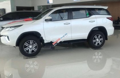 Toyota Fortuner 2.4G 4x2 AT 2019 - Cần bán xe Toyota Fortuner 2.4AT 2019, màu trắng