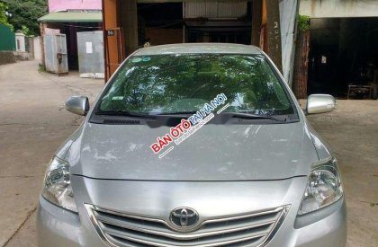 Toyota Vios  MT 2011 - Bán Toyota Vios MT năm 2011, màu bạc, giá tốt