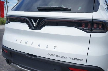 Jonway Q20 2020 - Bán xe VinFast LUX SA2.0 đời 2020, màu trắng