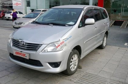 Toyota Innova 2012 - Bán Toyota Innova năm sản xuất 2012, màu bạc chính chủ, giá 418tr