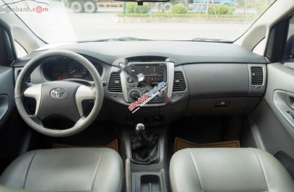 Toyota Innova 2012 - Bán Toyota Innova năm sản xuất 2012, màu bạc chính chủ, giá 418tr