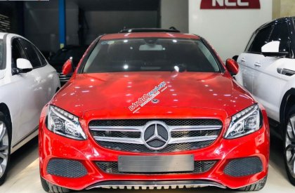 Mercedes-Benz C class C200 2018 - Cần bán Mercedes C200 2018, màu đỏ mới chạy 18000 km
