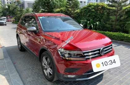 Volkswagen Tiguan   2018 - Bán Volkswagen Tiguan năm sản xuất 2018, màu đỏ, xe nhập