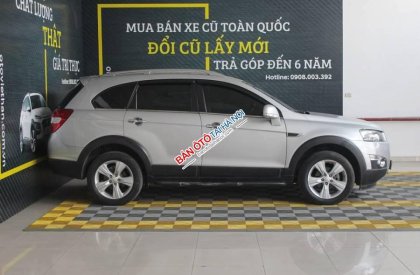 Chevrolet Captiva 2013 - Bán xe Chevrolet Captiva năm 2013, màu bạc, 386tr