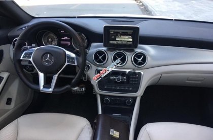 Mercedes-Benz CLA class CLA 250 4Matic 2014 - Bán ô tô Mercedes CLA 250 4Matic năm sản xuất 2014, màu trắng, nhập khẩu