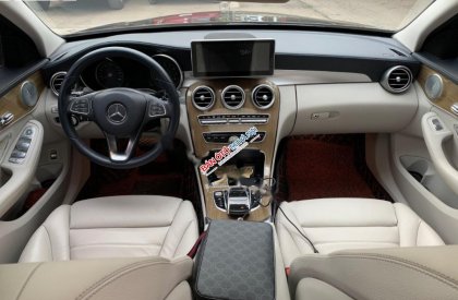 Mercedes-Benz C class 2018 - Bán Mercedes C250 sản xuất năm 2018, màu nâu chính chủ
