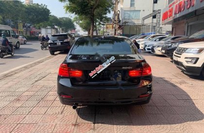 BMW 3 Series 320i 2012 - Cần bán gấp BMW 3 Series 320i sản xuất năm 2012, màu đen, xe nhập, giá tốt