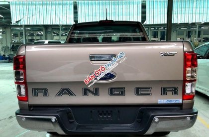 Ford Ranger XLT AT 4x4 2018 - Mua xe Ford Ranger XLT AT 4x4 đời 2019, màu vàng, nhập khẩu - Giá tốt - Có sẵn xe - Giao ngay