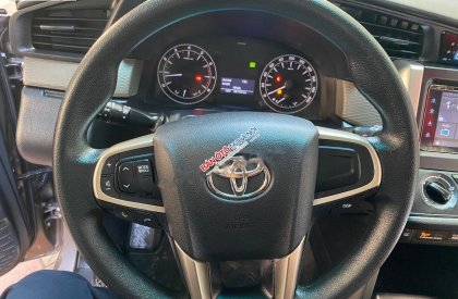 Toyota Innova 2018 - Bán Toyota Innova năm sản xuất 2018 xe còn mới lắm