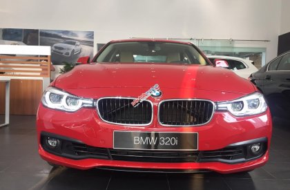 BMW 3 Series 2018 - Cần bán nhanh chiếc BMW 320i sedan sản xuất 2018, màu đỏ, nhập khẩu - Ưu đãi tiền mặt lên đến 300 triệu