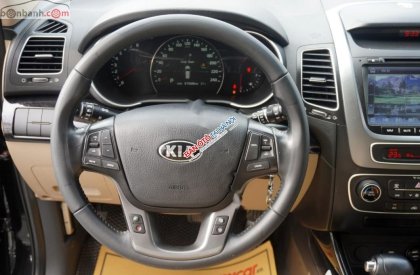 Kia Sorento GAT 2016 - Bán Kia Sorento GAT sản xuất năm 2016, màu đen chính chủ, giá tốt