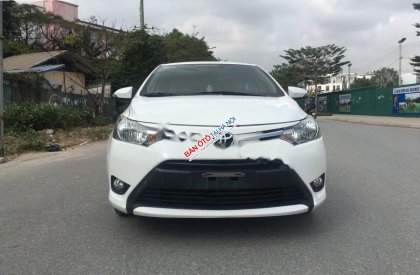 Toyota Vios 2016 - Bán xe Toyota Vios E MT đời 2016, màu trắng số sàn giá cạnh tranh