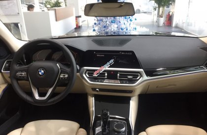 BMW 3 Series 330i 2019 - Hỗ trợ mua xe trả góp lãi suất thấp chiếc xe BMW 3 Series 330i M-Sport, sản xuất 2019, màu đen, xe nhập khẩu