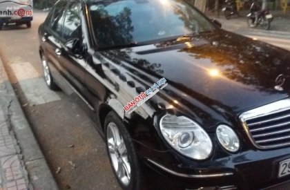 Mercedes-Benz E class   E200 2007 - Cần bán Mercedes E200 2007, màu đen, xe chính chủ