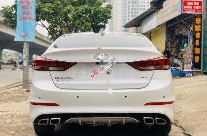 Hyundai Elantra 1.6 AT 2018 - Bán Hyundai Elantra 1.6 AT đời 2018, màu trắng giá cạnh tranh