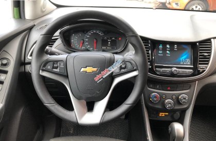 Chevrolet Trax 1.4AT 2016 - Bán Chevrolet Trax 1.4AT 2016, màu trắng, nhập khẩu Hàn Quốc