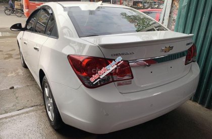 Chevrolet Cruze MT 2014 - Bán Chevrolet Cruze MT đời 2014, màu trắng, 345tr