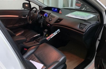 Honda Civic 2015 - Cần bán xe Honda Civic 2.0 AT đời 2015, màu trắng chính chủ, 548tr