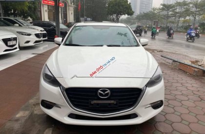 Mazda 3 2.0L Premium 2019 - Cần bán lại xe Mazda 3 2.0L Premium sản xuất năm 2019, màu trắng