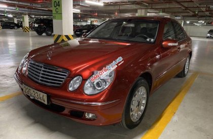 Mercedes-Benz E class 2004 - Cần bán Mercedes E class 2004, màu đỏ