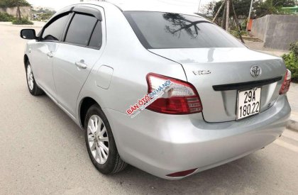 Toyota Vios  MT 2011 - Cần bán Toyota Vios MT năm 2011, màu bạc, giá chỉ 226 triệu