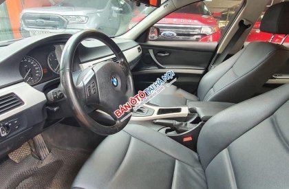 BMW 3 Series   2010 - Cần bán xe BMW 320i sản xuất 2010, nhập khẩu nguyên chiếc 