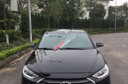 Hyundai Elantra 2017 - Cần bán lại xe Hyundai Elantra sản xuất năm 2017, màu đen chính chủ