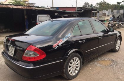 Mercedes-Benz E class  E280 2007 - Cần bán gấp Mercedes E280 năm sản xuất 2007, màu đen chính chủ