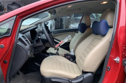 Kia Cerato 1.6 MT 2018 - Bán xe Kia Cerato 1.6 MT năm 2018, màu đỏ