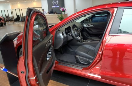 Mazda 3 Luxury 2019 - Cần bán Mazda 3 Luxury đời 2019, màu đỏ