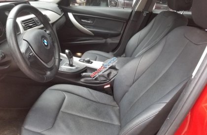 BMW 3 Series 2015 - Cần bán BMW 3 Series 320i đời 2015, màu đỏ, xe nhập