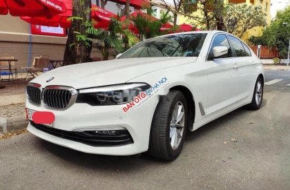 BMW 5 Series 2018 - Bán BMW 5 Series 520i đời 2018, màu trắng