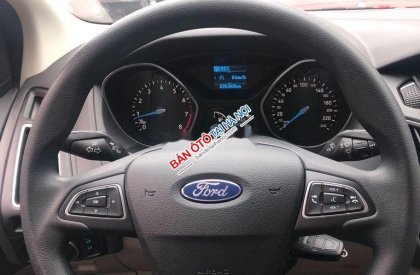Ford Focus 2018 - Bán xe Ford Focus năm sản xuất 2018, màu đen xe gia đình giá cạnh tranh