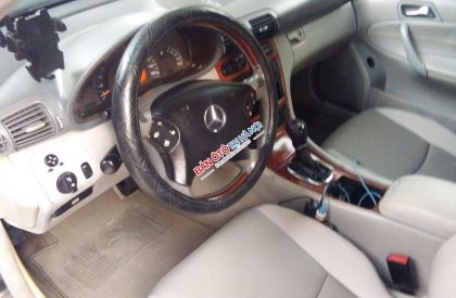 Mercedes-Benz C class   2003 - Cần bán gấp Mercedes C class năm 2003, màu đen, nhập khẩu  