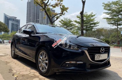 Mazda 3 Luxury 2019 - Cần bán gấp Mazda 3 Luxury 2019, màu đen, 659 triệu
