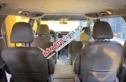 Toyota Sienna 2010 - Cần bán xe Toyota Sienna năm 2010, màu vàng, xe nhập