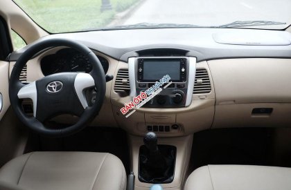 Toyota Innova 2014 - Bán xe Toyota Innova sản xuất 2014, giá tốt