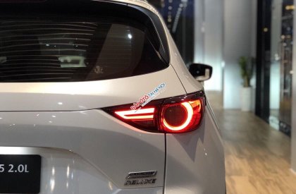 Mazda CX 5 Luxury 2020 - Bán xe Mazda CX 5 Luxury năm sản xuất 2020, màu trắng, giảm giá tiền mặt