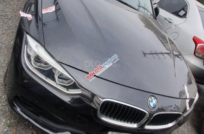 BMW 3 Series 2016 - Ngân hàng phát mãi tài sản chiếc BMW 3 Series 320i đời 2016, màu đen, nhập khẩu nguyên chiếc