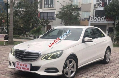 Mercedes-Benz E class E200  2014 - Bán Mercedes E200 năm sản xuất 2014, màu trắng, trả góp 75%