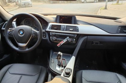 BMW 3 Series 2016 - Many Car cần bán nhanh chiếc BMW 3 Series 320i sản xuất 2016, nhập khẩu nguyên chiếc, giá tốt